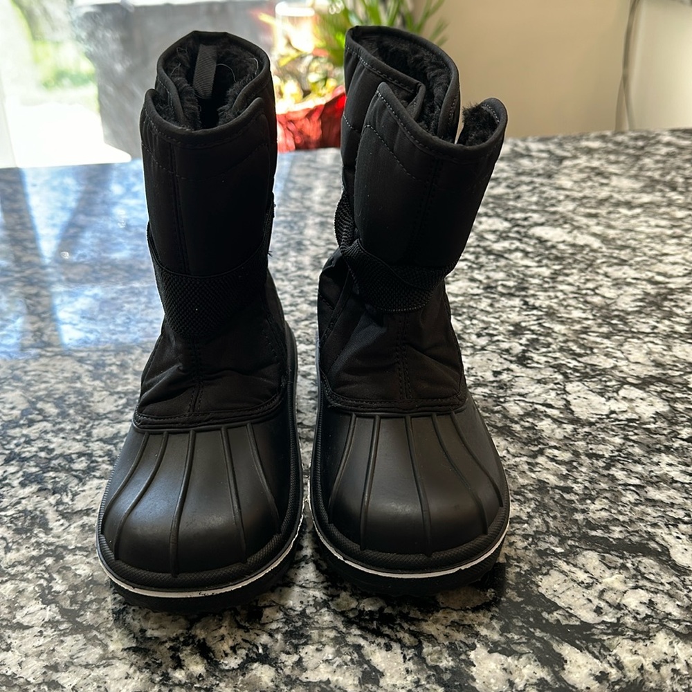 Winter boots
